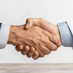 Equipe médica em clínica segura, seguindo boas práticas jurídicas